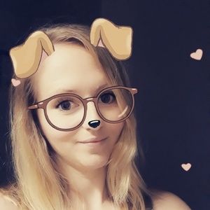 Meet your Posher, Kira